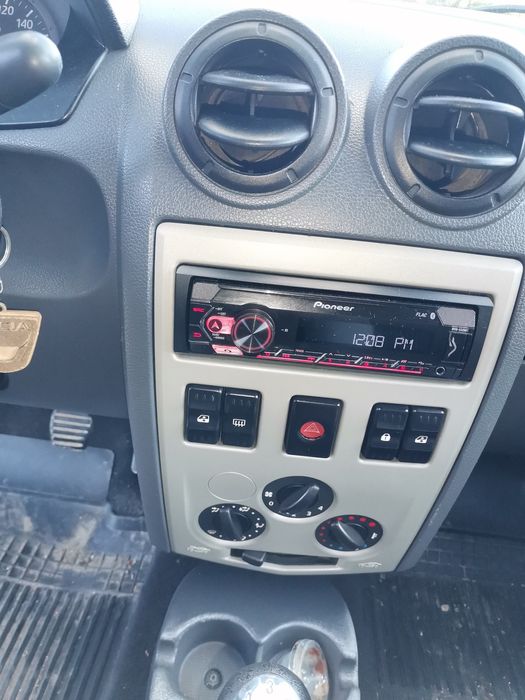 Dacia logan 2007  1.4 benzina