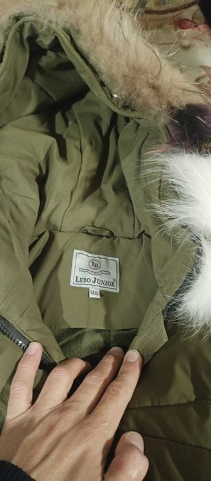 Продам женскую куртку в отличном состоянии!!!