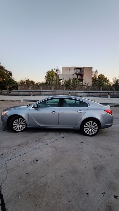 Opel Insignia Avariat (Cutie)