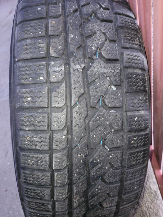 Jante Touareg cu anvelope de iarna - R17