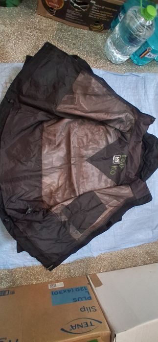Geaca impermeabilă helly Hansen mărimea xl