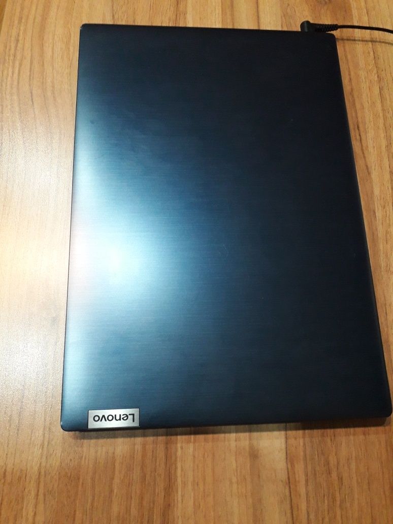 Lenovo IdeaPad 3 15ada05 81w1