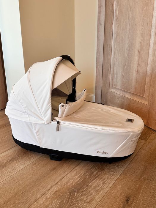 Кош за новородено Cybex Priam 4 /e-PRIAM Lux