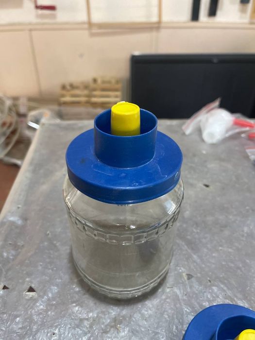 Крышка с гидрозатвором