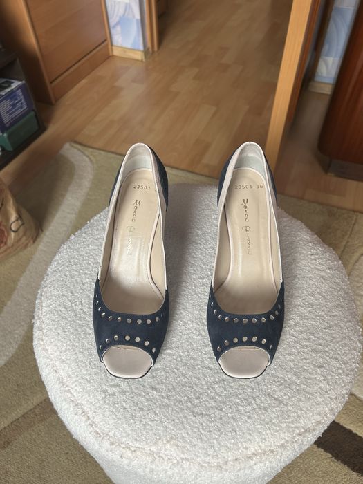 Продам женские туфли