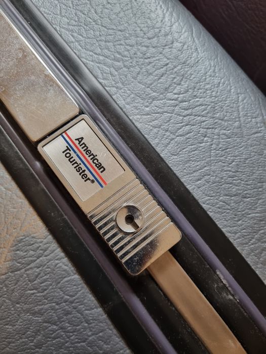 Troller American Tourister