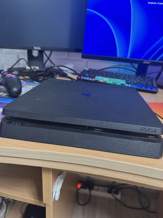 Ps4 slim 500gb Перфектен!