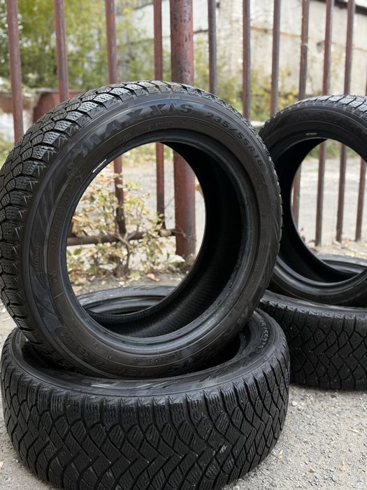 MAXXIS 235/55R18