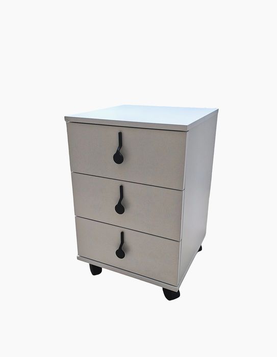 Тумба канцелярская на колесах