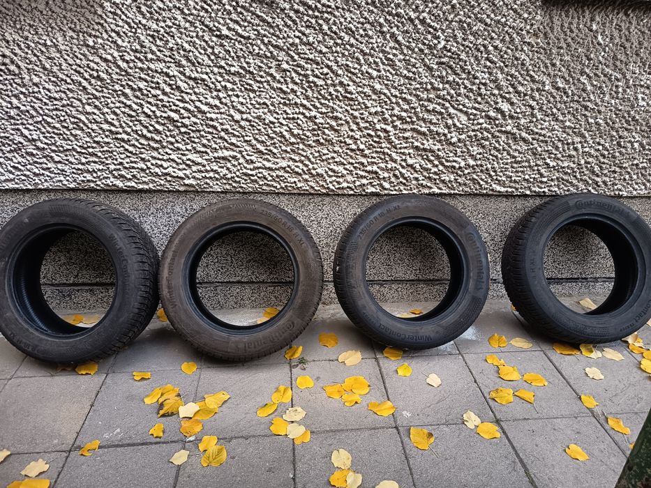 Зимни гуми за джип 235 60 18