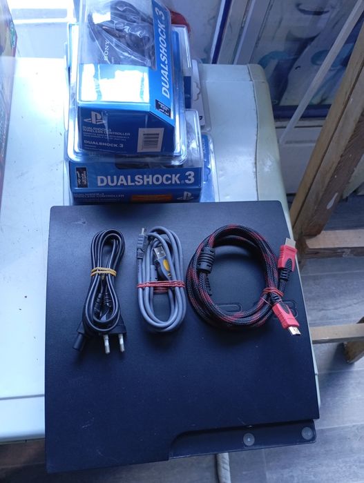 Плайстатион 3 сотилади.