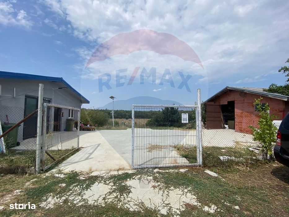 Teren cu hală, Bucsani, Crevedia / DN 61 (A1, A0) 40 Km de București