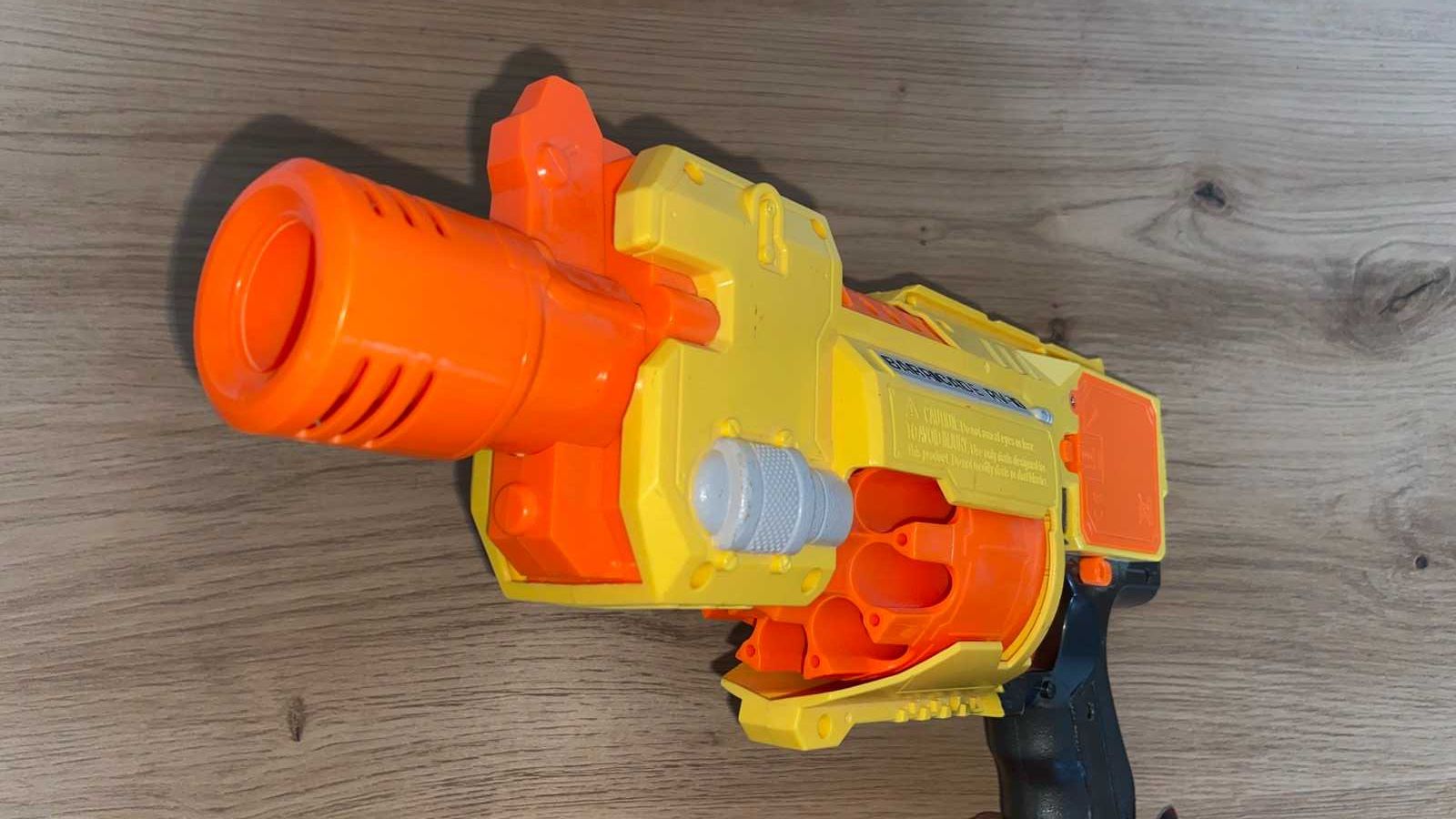 пистолети NERF различни видове