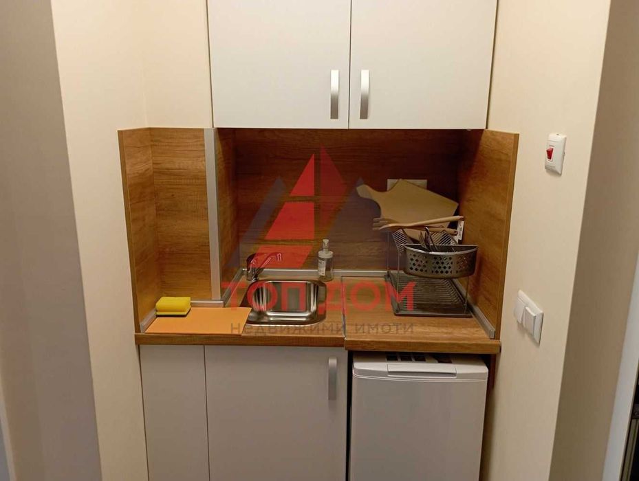 Дава се под наем Едностаен апартамент в Варна, ХЕИ - 28 кв.м за 408 € - Снимка #2