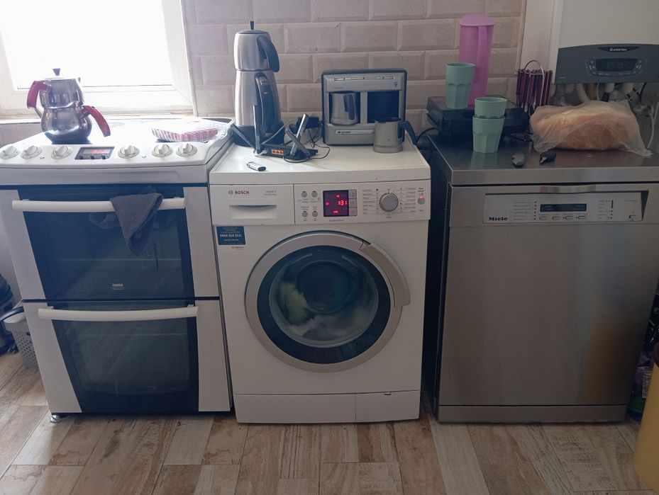 Mașină de spălat vase aragaz