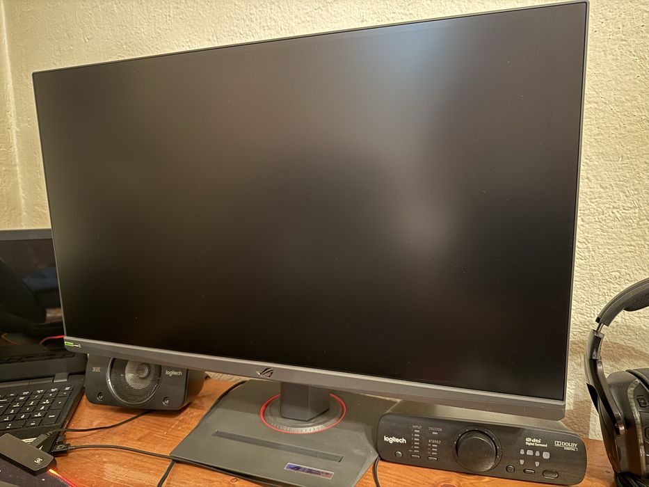 Монитор ASUS ROG Strix XG27ACS 27" 2k 180hz IPS в гаранция