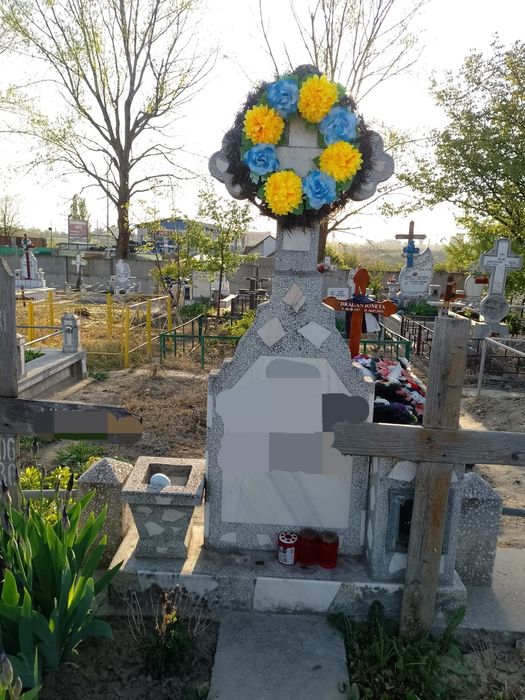 Loc de veci dublu, cimitir Sf. Lazăr