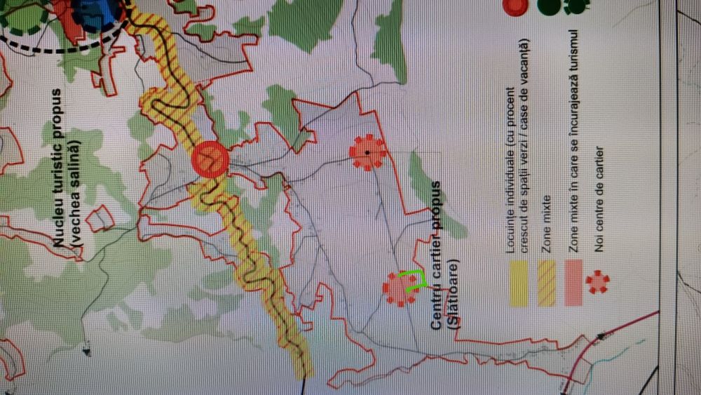 Teren intravilan 2500m Ocnele Mari Slatioare