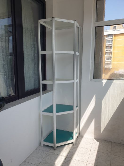 Алуминиеви стелажи и щандмаса, нестандартни