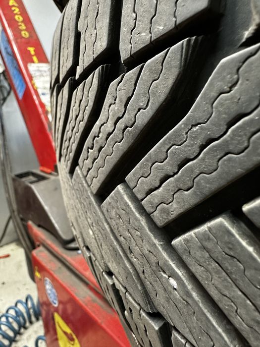 продавам 2бр зимни гуми 205/55/16 Michelin Alpin 6 перфектни