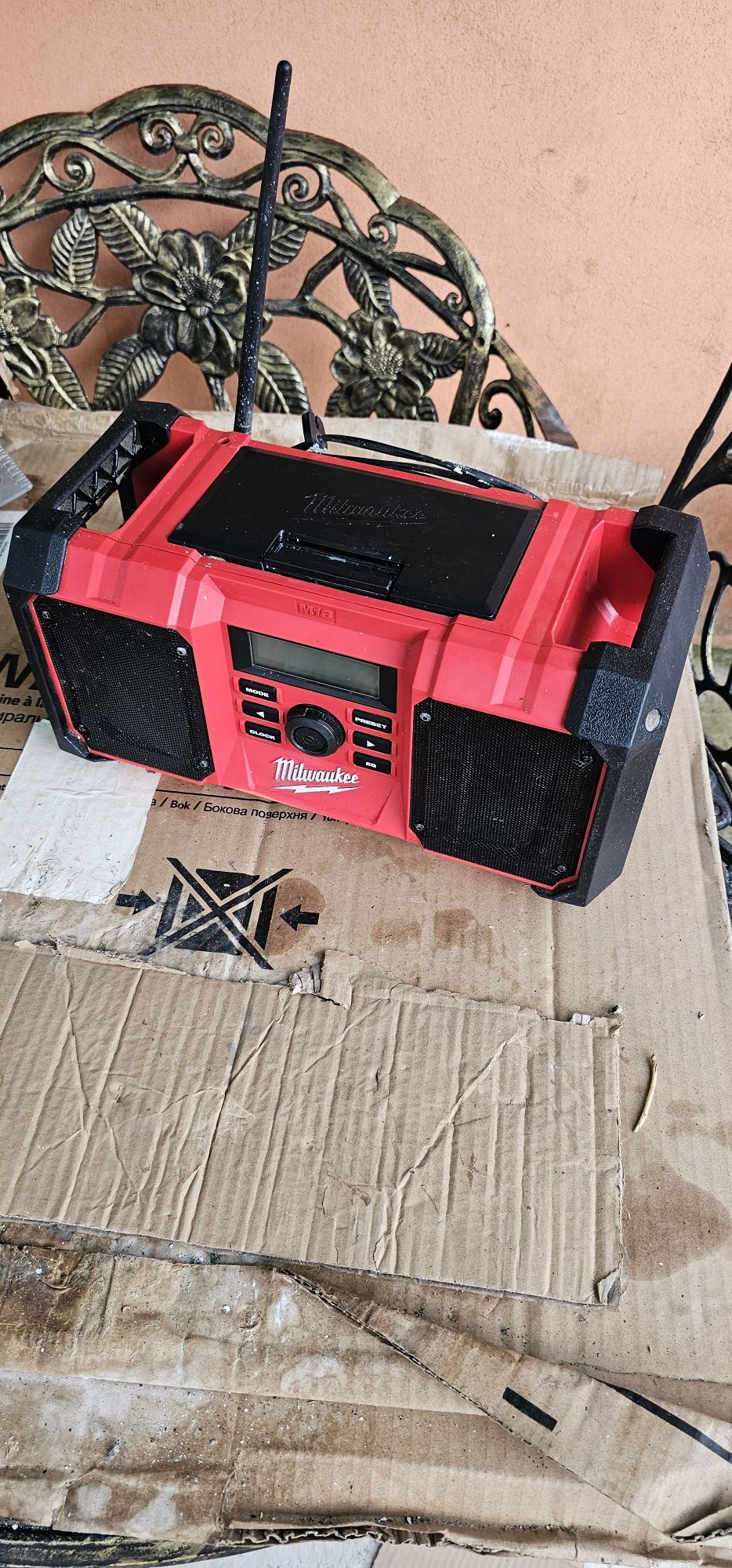 radio milwaukee M18 jsr