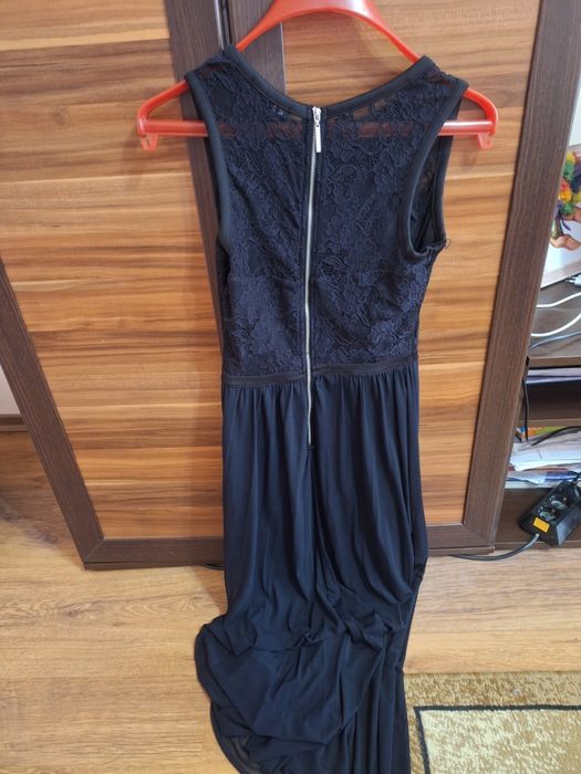 Стилна рокля на LOUCHE