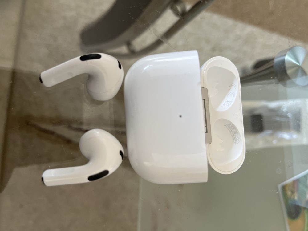 Слушалки Airpods 3