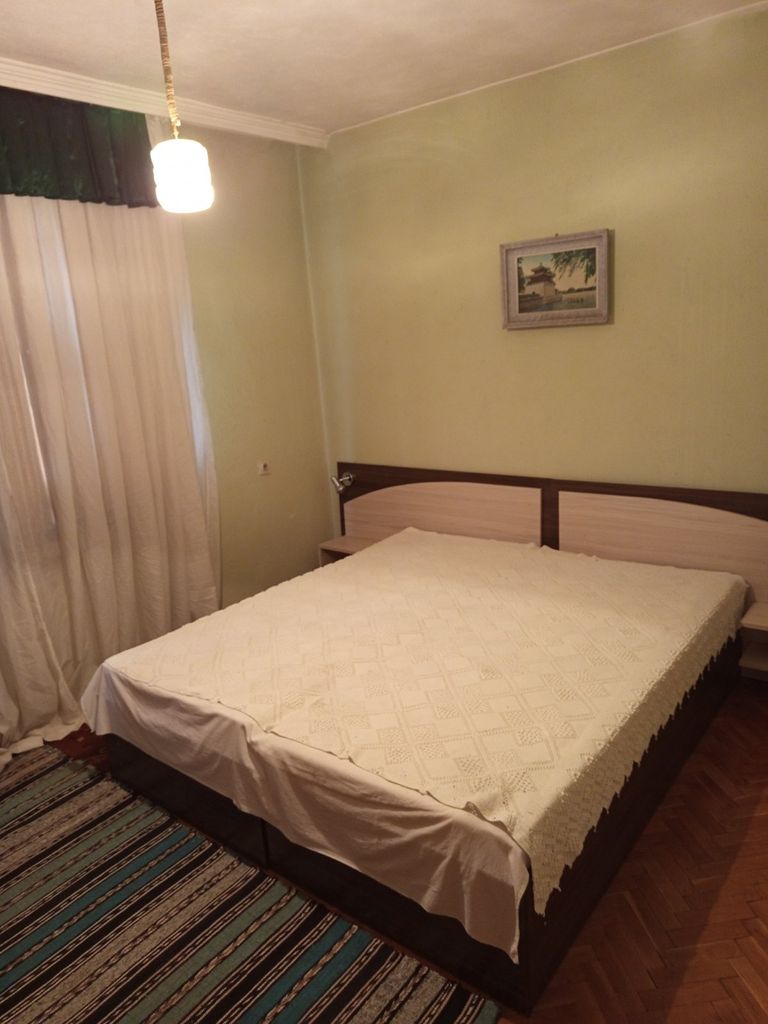 Продава се Къща в Пловдив, Индустриална зона - Тракия - 210 кв.м за 381 €/кв.м - Снимка #8