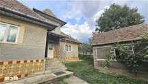 Casa comuna Mociu cu 1700 mp teren