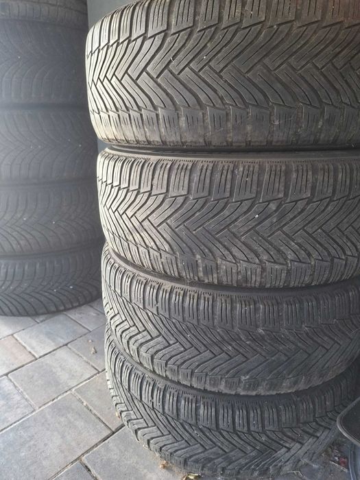 Jante VW.cu anvelope 215 65 16 Michelin iarna