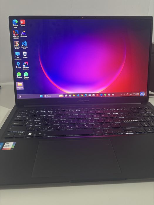 Ноутбук ASUS Vivobook 15.6” / 16 ГБ / SSD 1 ТБ / Windows 11