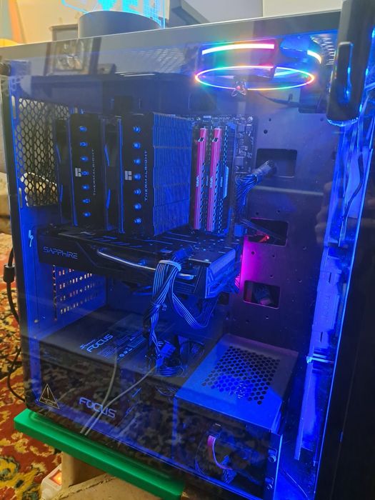 Vând PC complet Ryzen 5 5600 RX5700XT