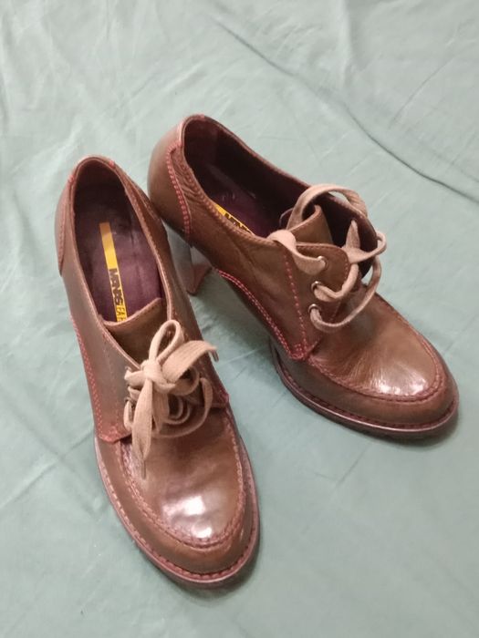 Женские ботинки. Натуральная кожа. В отличном состоянии