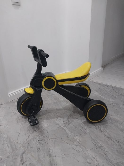 Трёхколёсный велосипед