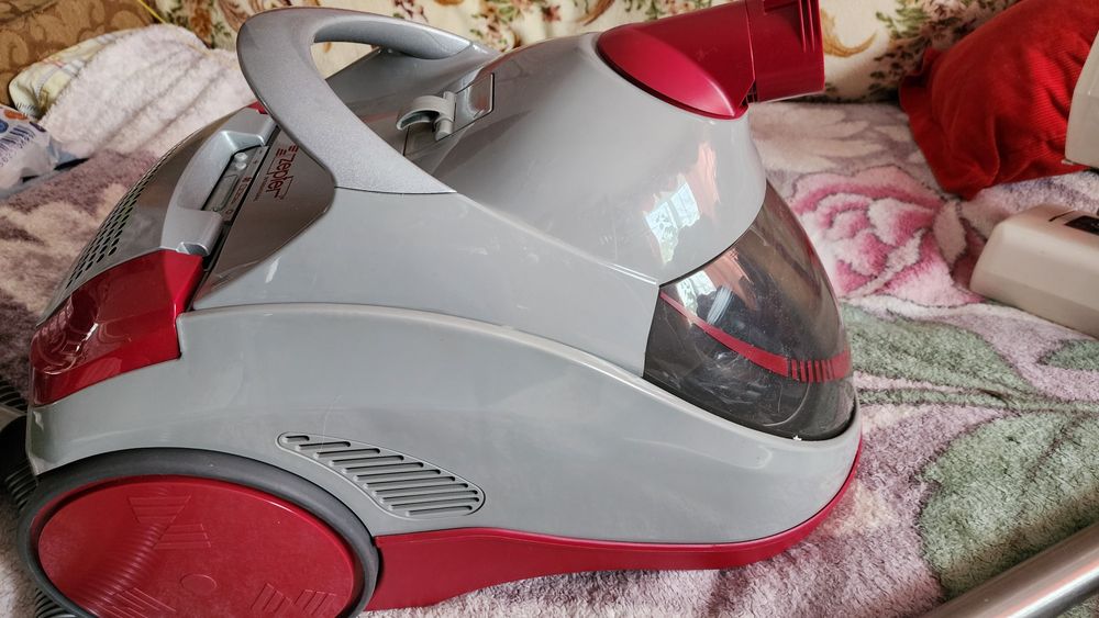 Продам пылесос Zepter