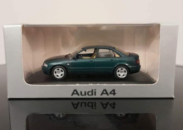 Audi A4 B5 1:43 Minichamps