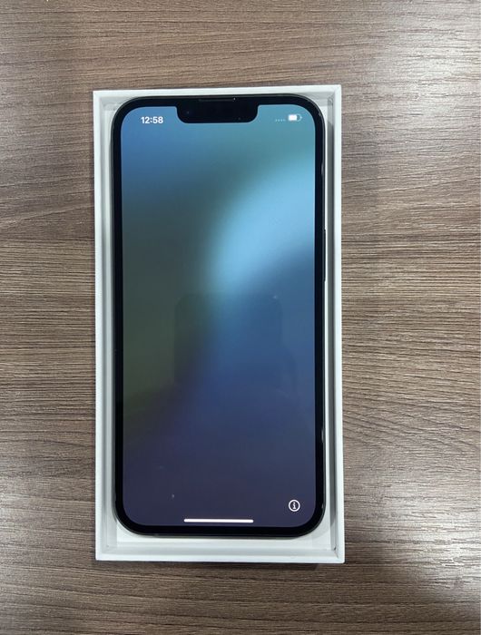 Айфон 16е,акм-100% состояние почти как новый , особо не пользовался