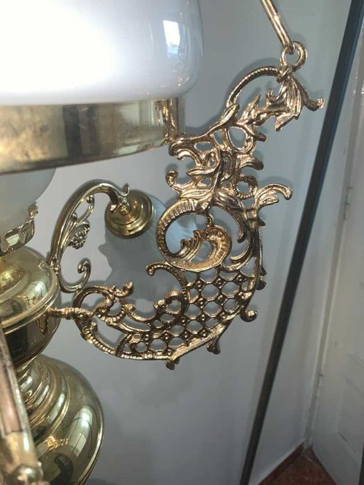 Candelabru din alama si brate din bronz cu cinci becuri