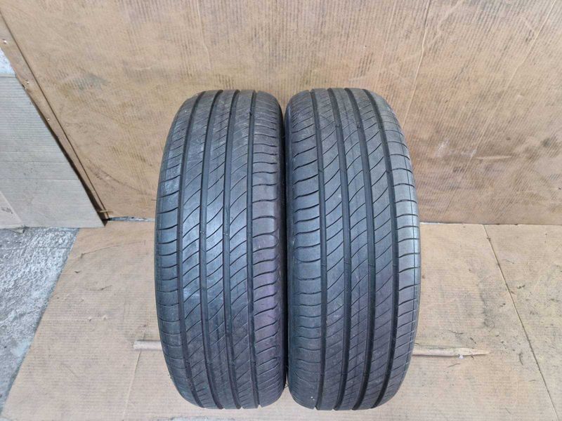 2 Michelin R17 215/65
нови летни гуми
DOT0224