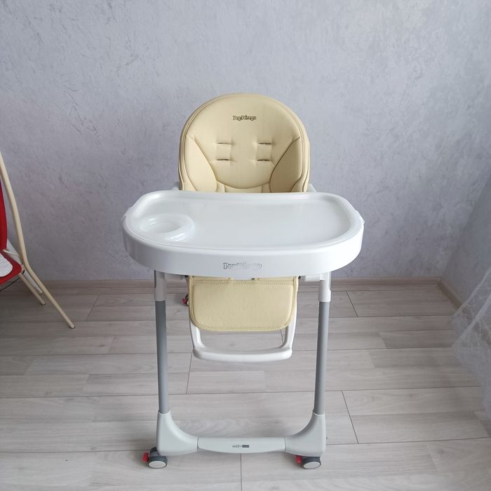 Продам стульчик шезлонг Pegperego