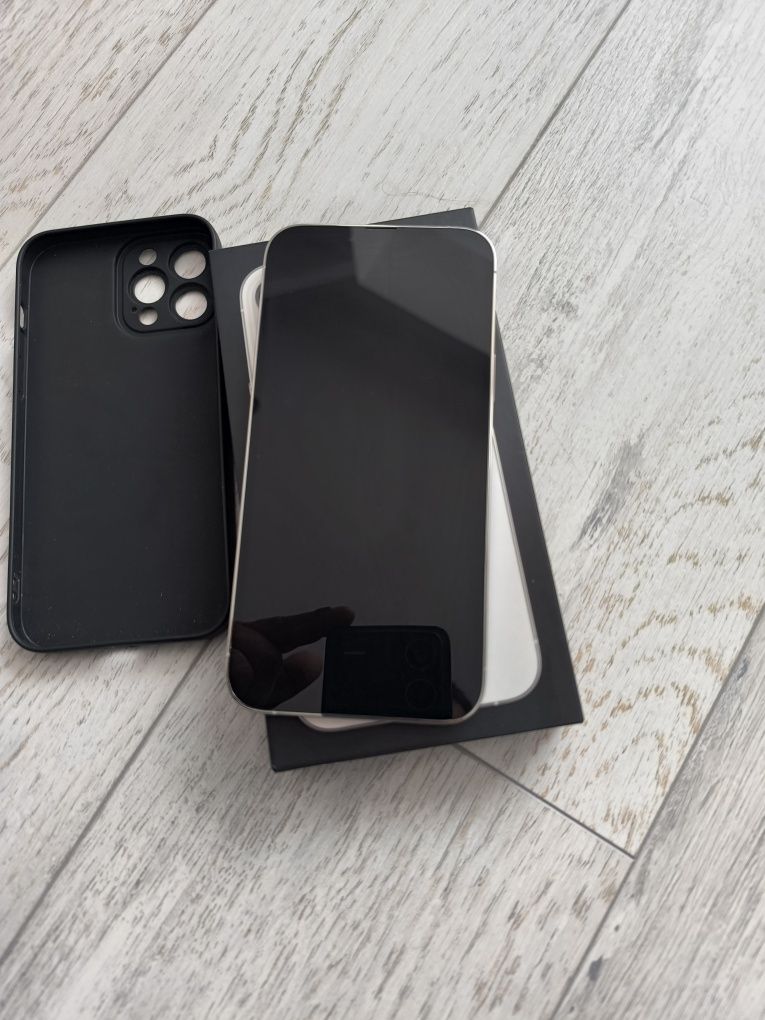Vând s-au schimb iPhone 13 Pro Max 5G Silver 128GB