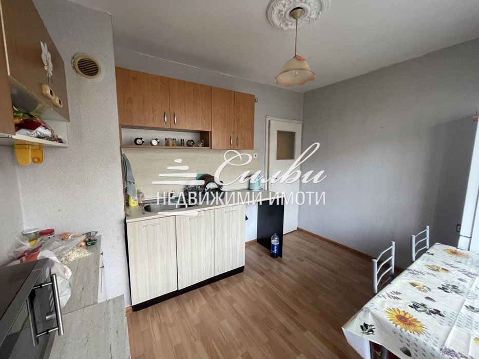 Тристаен апартамент с площ от 82 кв.м.- кв. Тракия