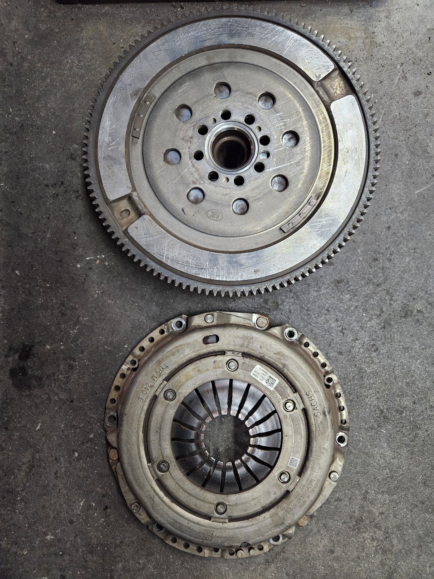 Dezmembrez motor Opel Astra K 1.5 CDTI