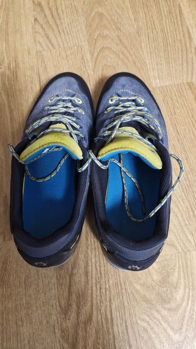 Salewa mountain trainer