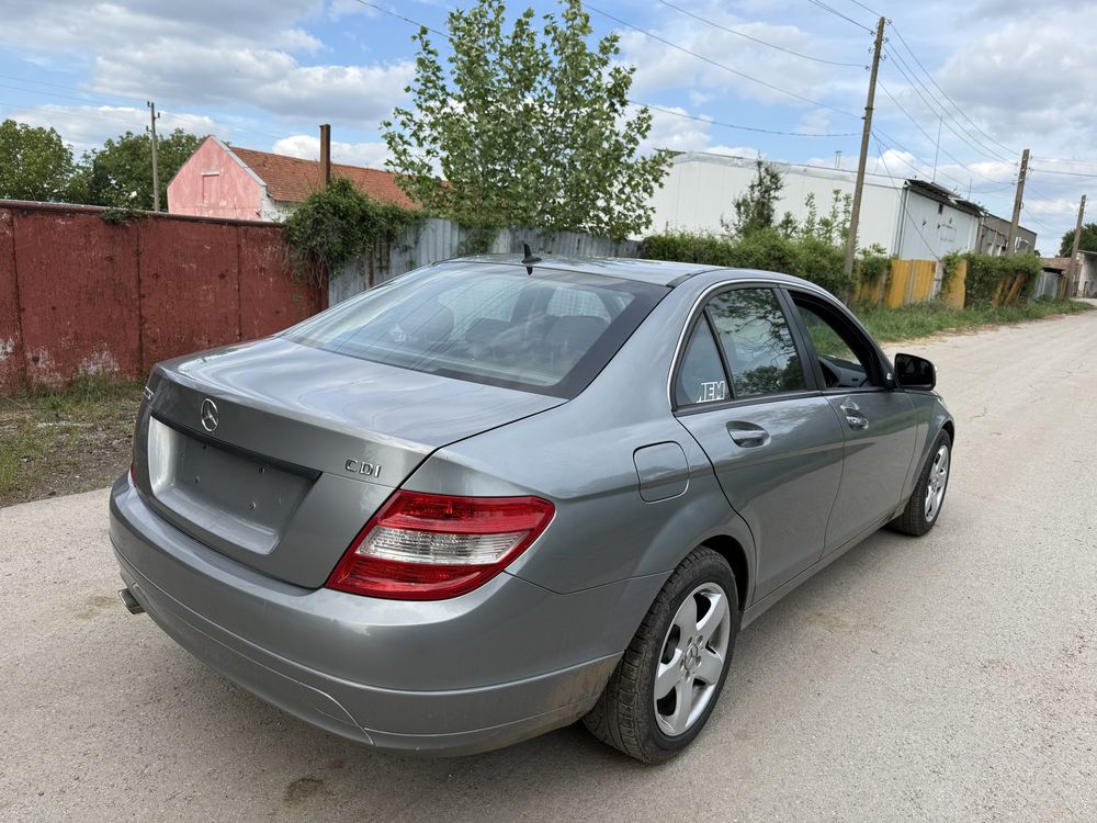 Mercedes C220CDI 646 на части