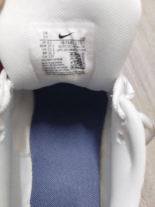 Маратонки найк унисекс