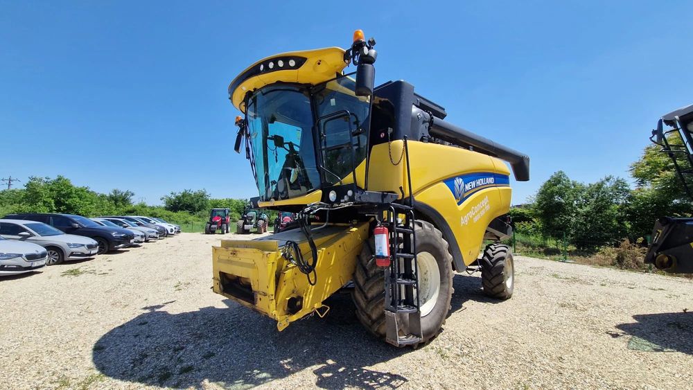 New Holland CX5.80 STAGE 5 ECHIPATA CU CANTAR SI SENZOR UMIDITATE NEW HOLLAND CX5.80 STAGE 5 cu cantar si senzor umiditate