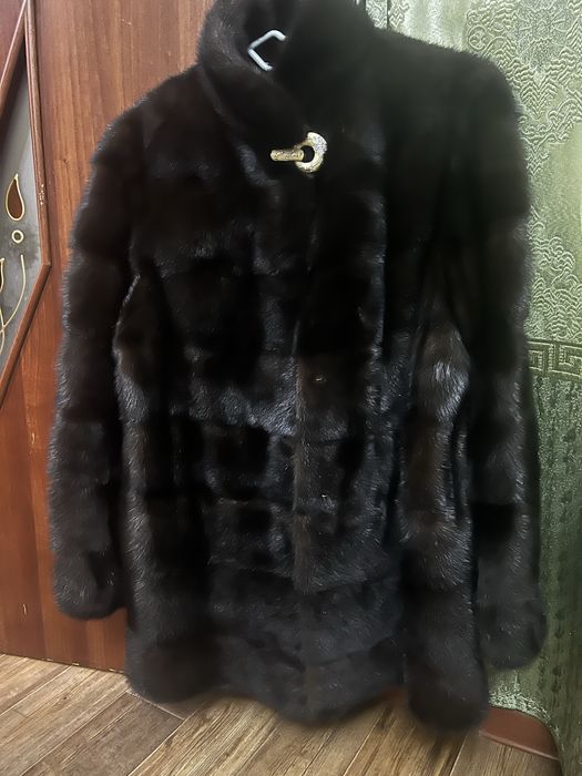 Продам срочно норковую шубу