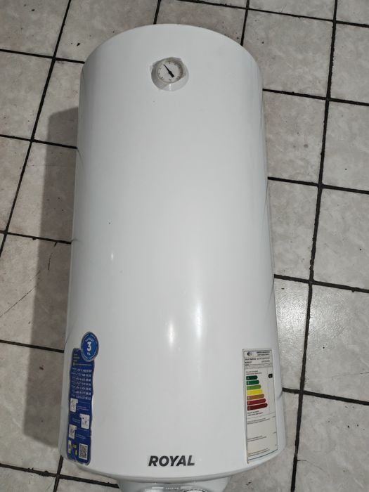 Продам водонагреватель на 100л в хорошем состоянии