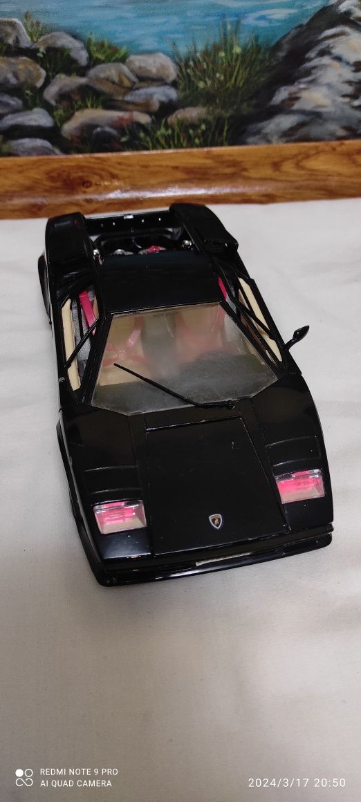 Machetă   Burago Lamborghini 1988